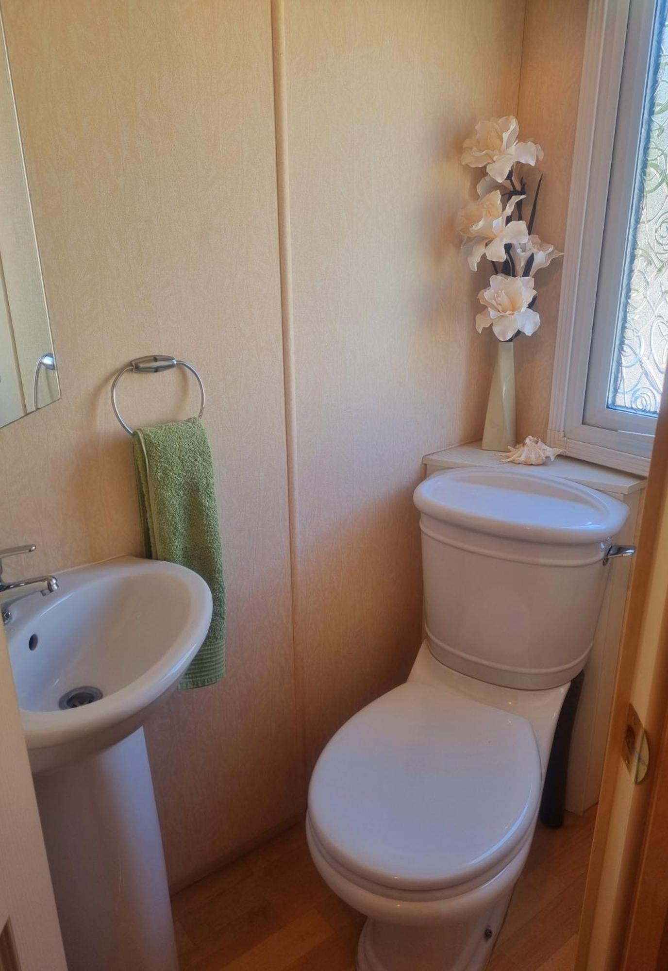 Sunrise Holidays - Emerald Holiday home *