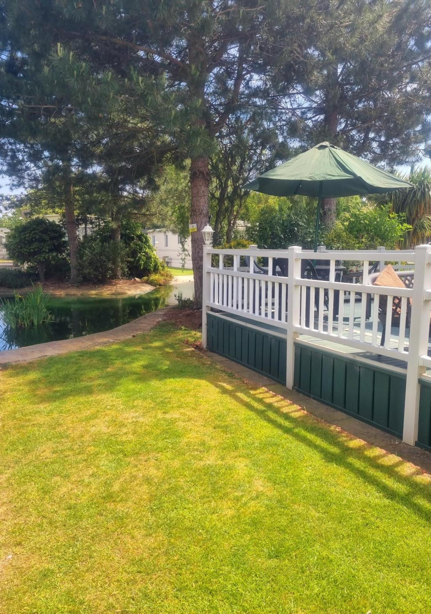 Sunrise Holidays - Emerald Holiday home